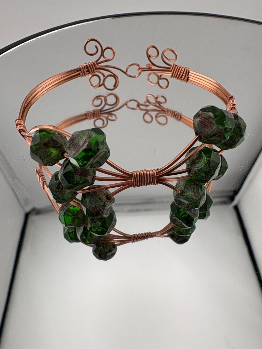 Kelco Handmade Czech Glass Bead Bracelet ✨ - Picture 7 of 7